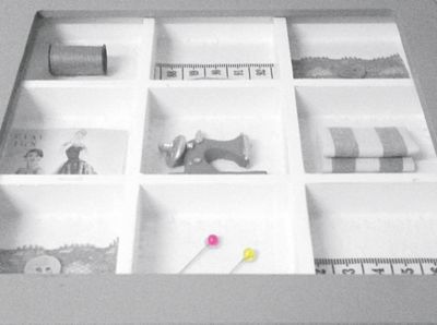 Aufbewahrungskiste "Nähen" 23x20 cm, grau | yomonda